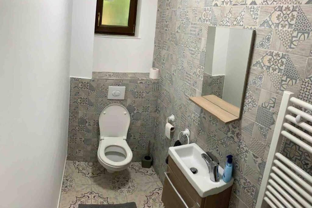 Casa Andreea. Cheerful 4-Bedroom Villa Bod Luaran gambar